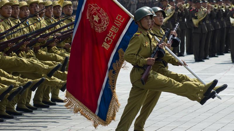 Észak-Korea továbbra is folytatja harci tevékenységét: a jelentős veszteségek ellenére újabb katonai erőket vezényel a frontra.