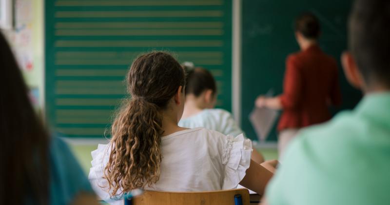 Bár a béremelés kedvező lépés, a pedagóguspálya még mindig nem vonzza a fiatalokat.