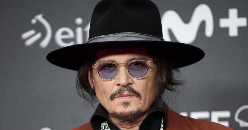 Johnny Depp kifejezte aggodalmát, és üzenetet küldött a rajongóinak.