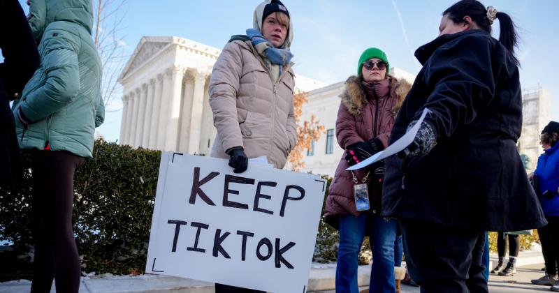 Tartalomkészítők tömegei búcsúzhatnak el a tejelő TikTok-tól.