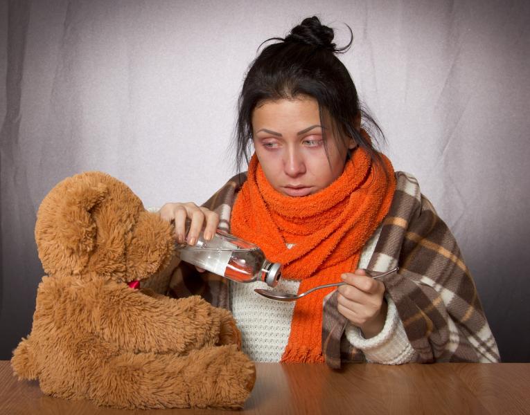 Covid, influenza vagy nátha? Íme, hogyan különböztetheted meg őket!

A megfázás, az influenza és a Covid-19 mind hasonló tünetekkel járhat, de fontos, hogy tudjuk, melyik betegségről van szó, hiszen a kezelési módok és a megelőzés is eltérő lehet. 

**A l