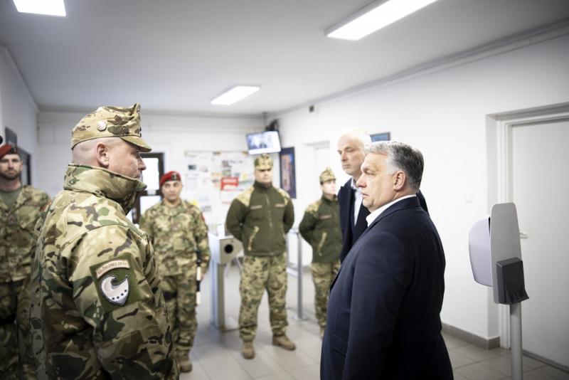 Szalay-Bobrovniczky: A Ruszin-Szendi Romulusz és a Tisza Párt is komoly kockázatot jelent a magyar állampolgárok biztonságára nézve.